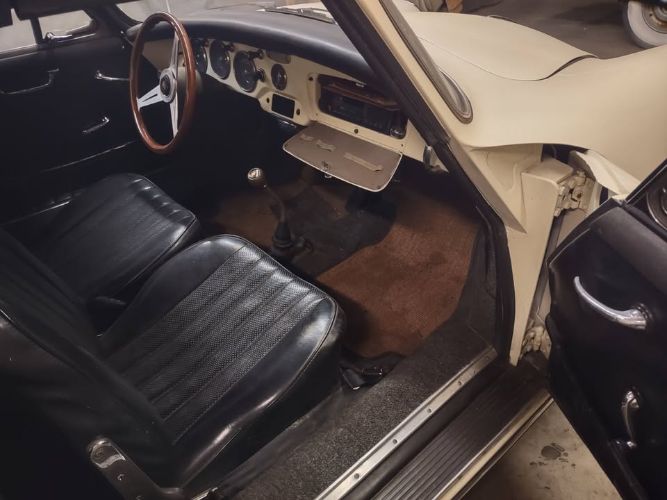 Porsche-911-1960-White-5