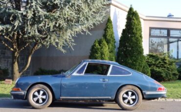 Porsche-911-1967-Blue-Black-2