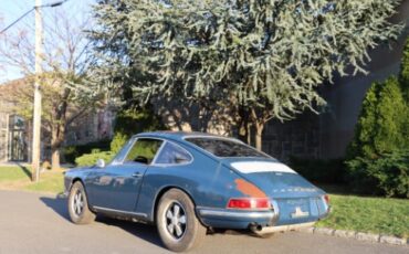Porsche-911-1967-Blue-Black-4