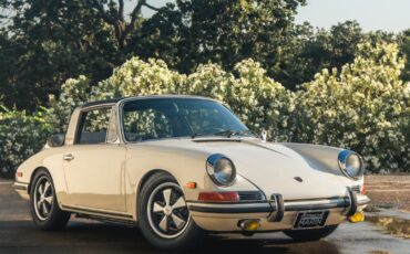 Porsche-911-1968-Convertible-12