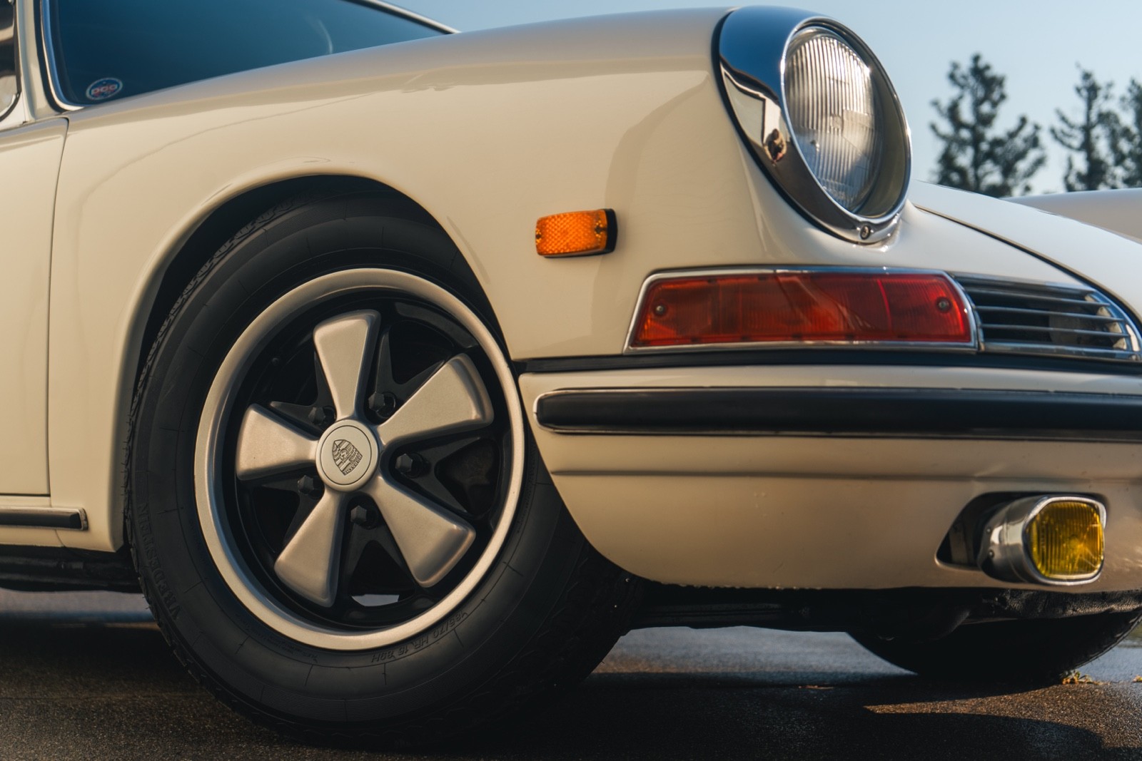 Porsche-911-1968-Convertible-16
