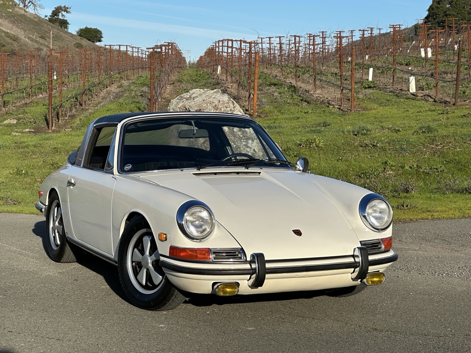 Porsche-911-1968-Convertible-21