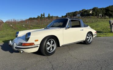 Porsche-911-1968-Convertible-25