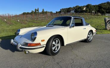 Porsche-911-1968-Convertible-26