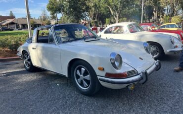 Porsche-911-1968-Convertible-34