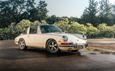 Porsche-911-1968-Convertible-9