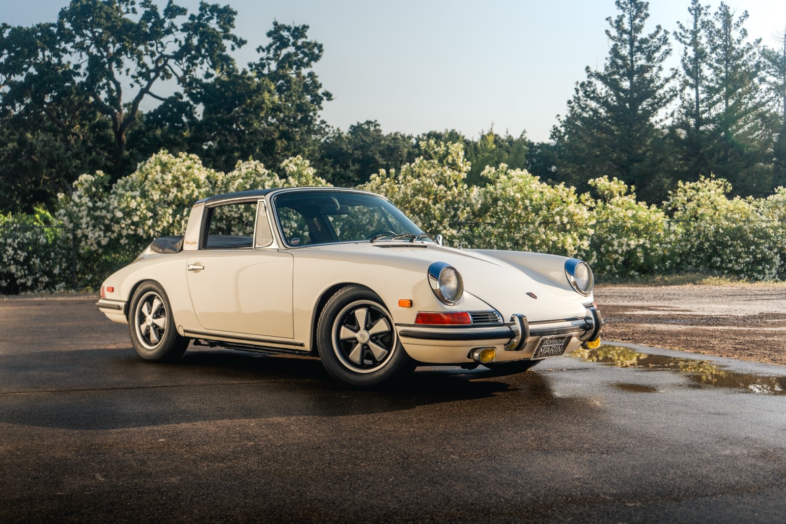Porsche-911-1968-Convertible-9