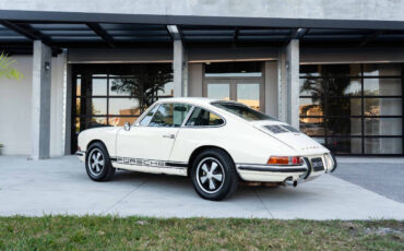 Porsche-911-1968-Coupe-1