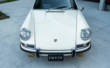 Porsche-911-1968-Coupe-17