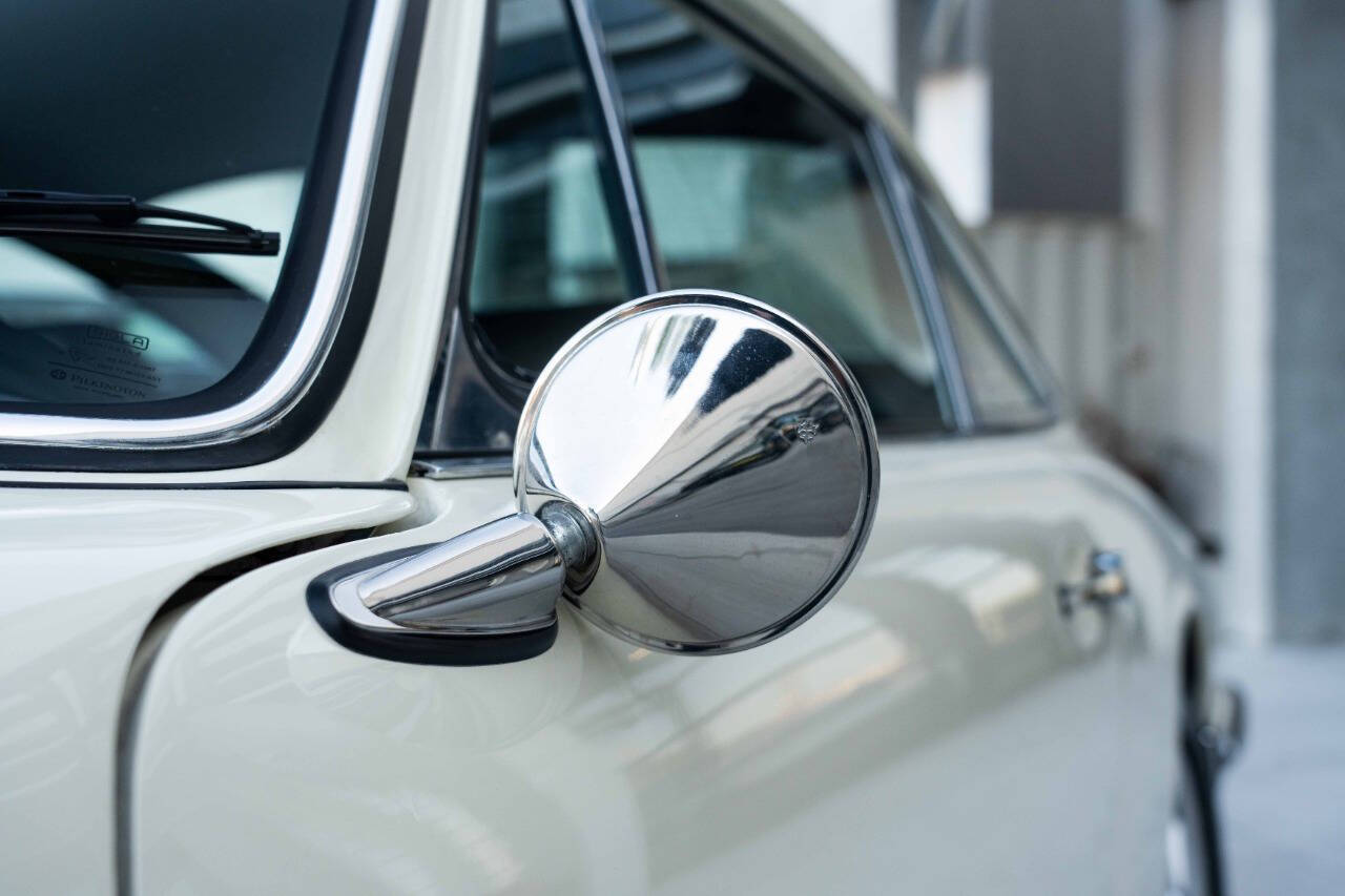 Porsche-911-1968-Coupe-28