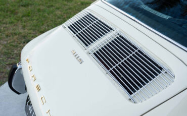 Porsche-911-1968-Coupe-38