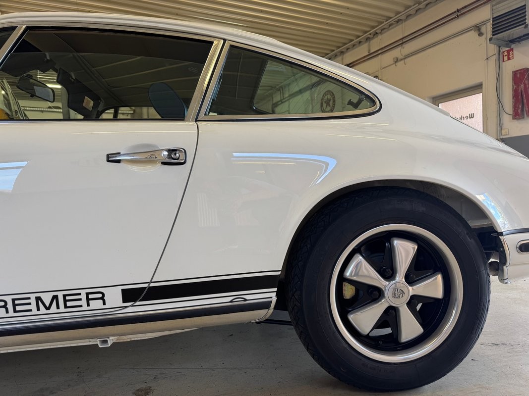 Porsche-911-1969-18