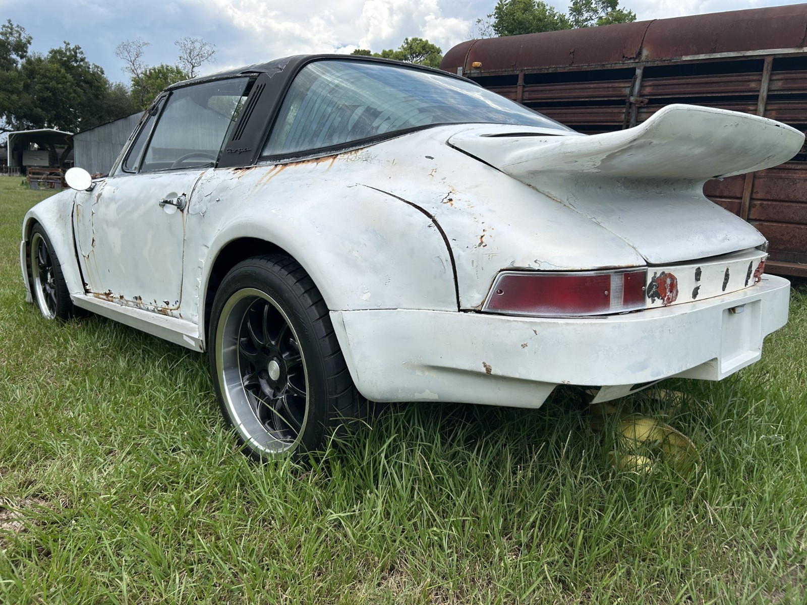 Porsche-911-1970-Coupe-18