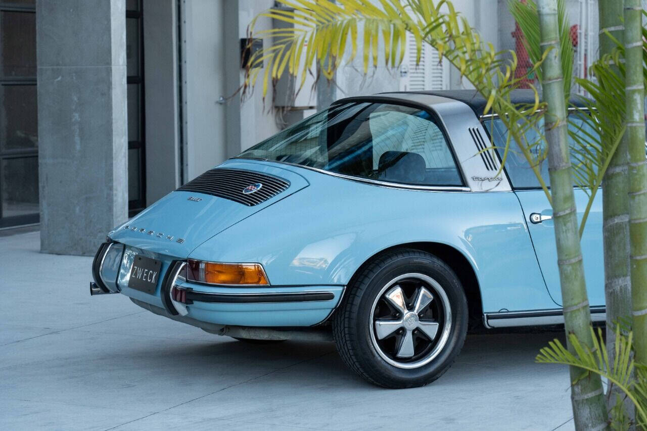 Porsche-911-1971-Convertible-6