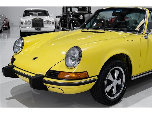 Porsche-911-1971-Targa-13