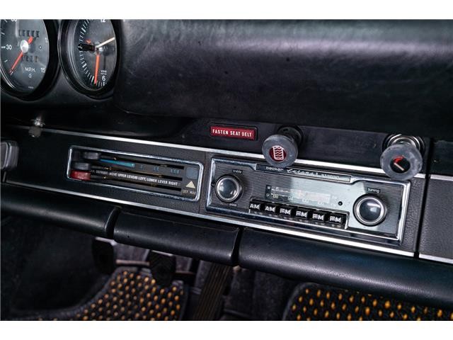 Porsche-911-1971-Targa-19