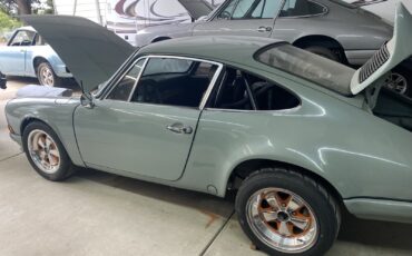 Porsche-911-1972-Coupe-4