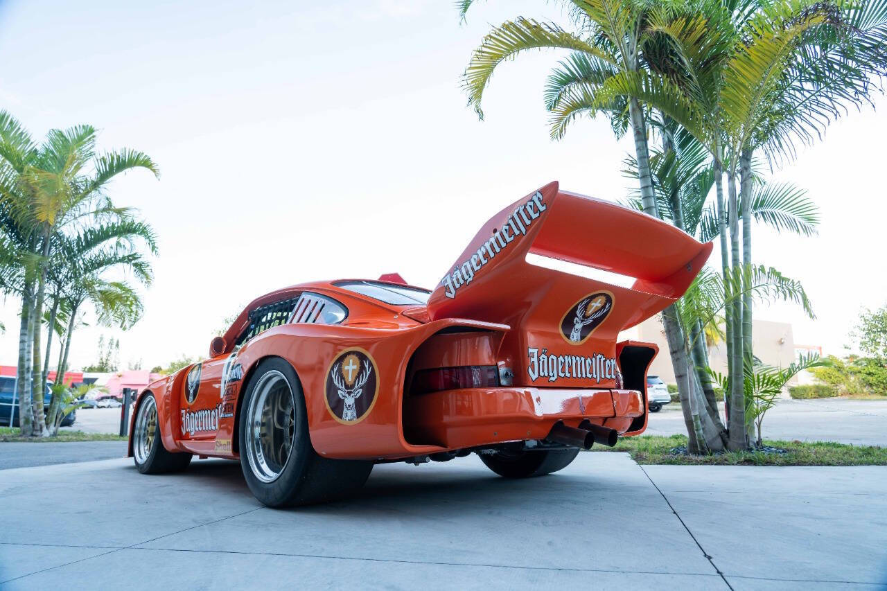 Porsche-911-1974-Coupe-19
