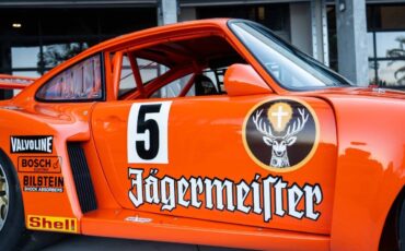 Porsche-911-1974-Coupe-21