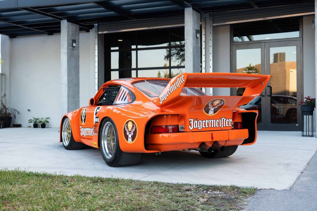 Porsche-911-1974-Coupe-25