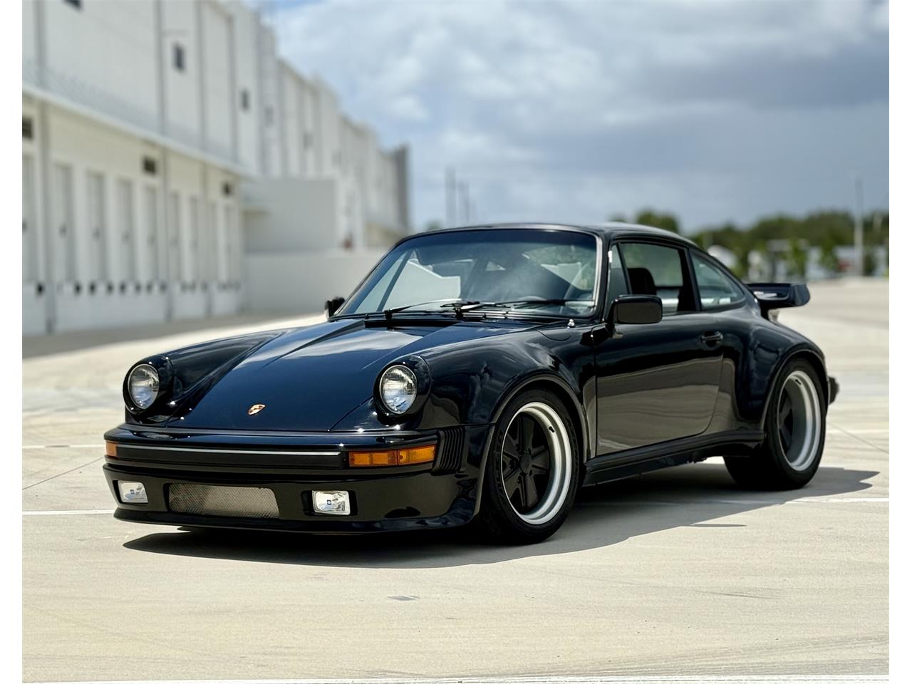 Porsche-911-1975-Black-Black-15