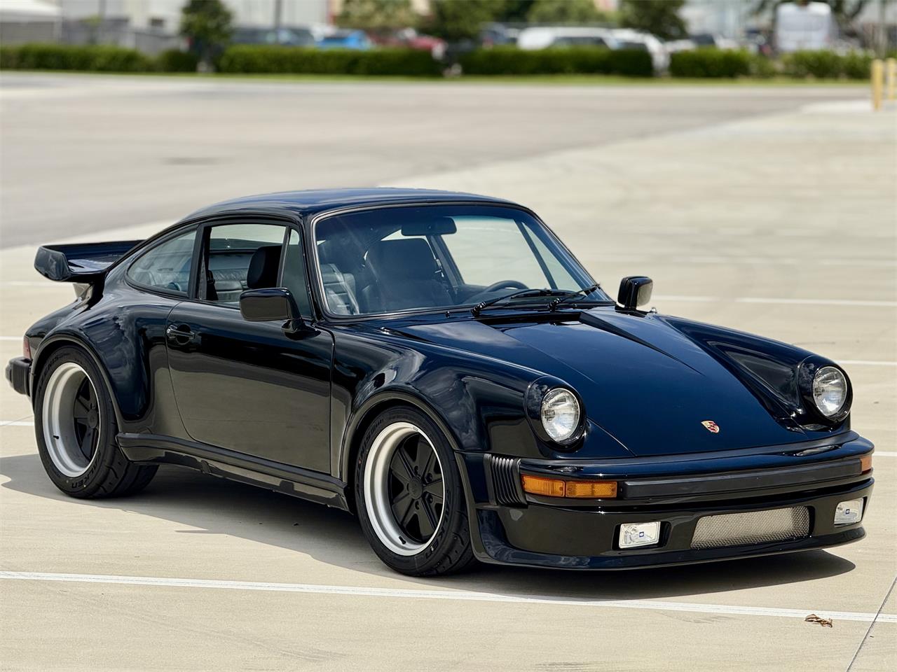 Porsche-911-1975-Black-Black-18