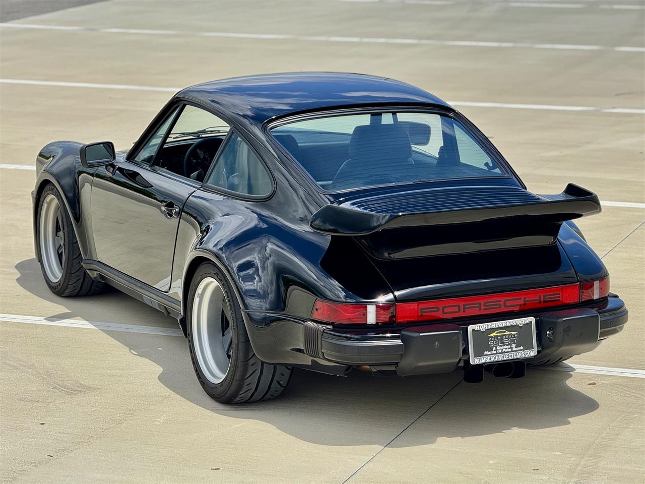 Porsche-911-1975-Black-Black-20