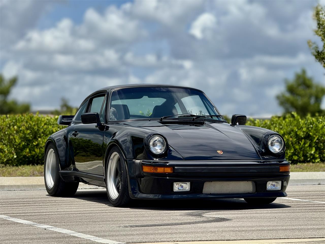 Porsche-911-1975-Black-Black-28