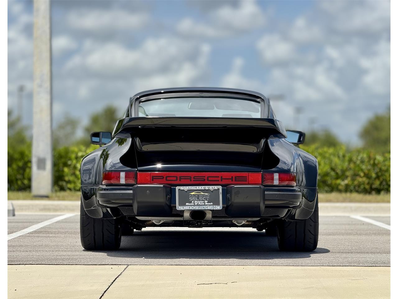 Porsche-911-1975-Black-Black-35