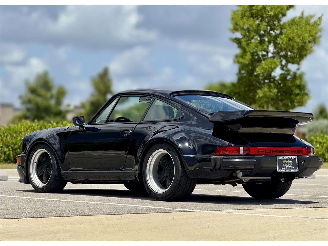 Porsche-911-1975-Black-Black-39