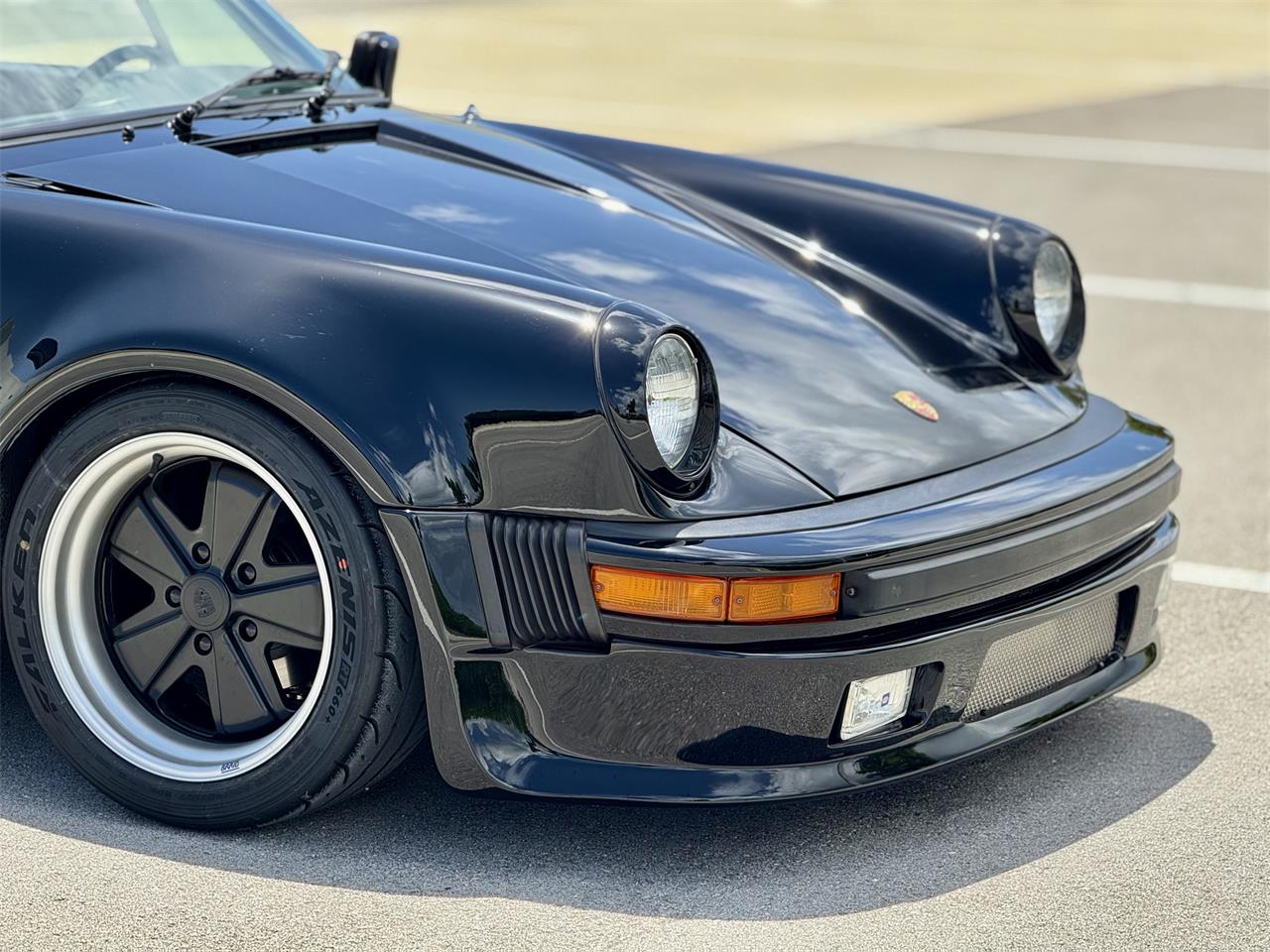 Porsche-911-1975-Black-Black-43