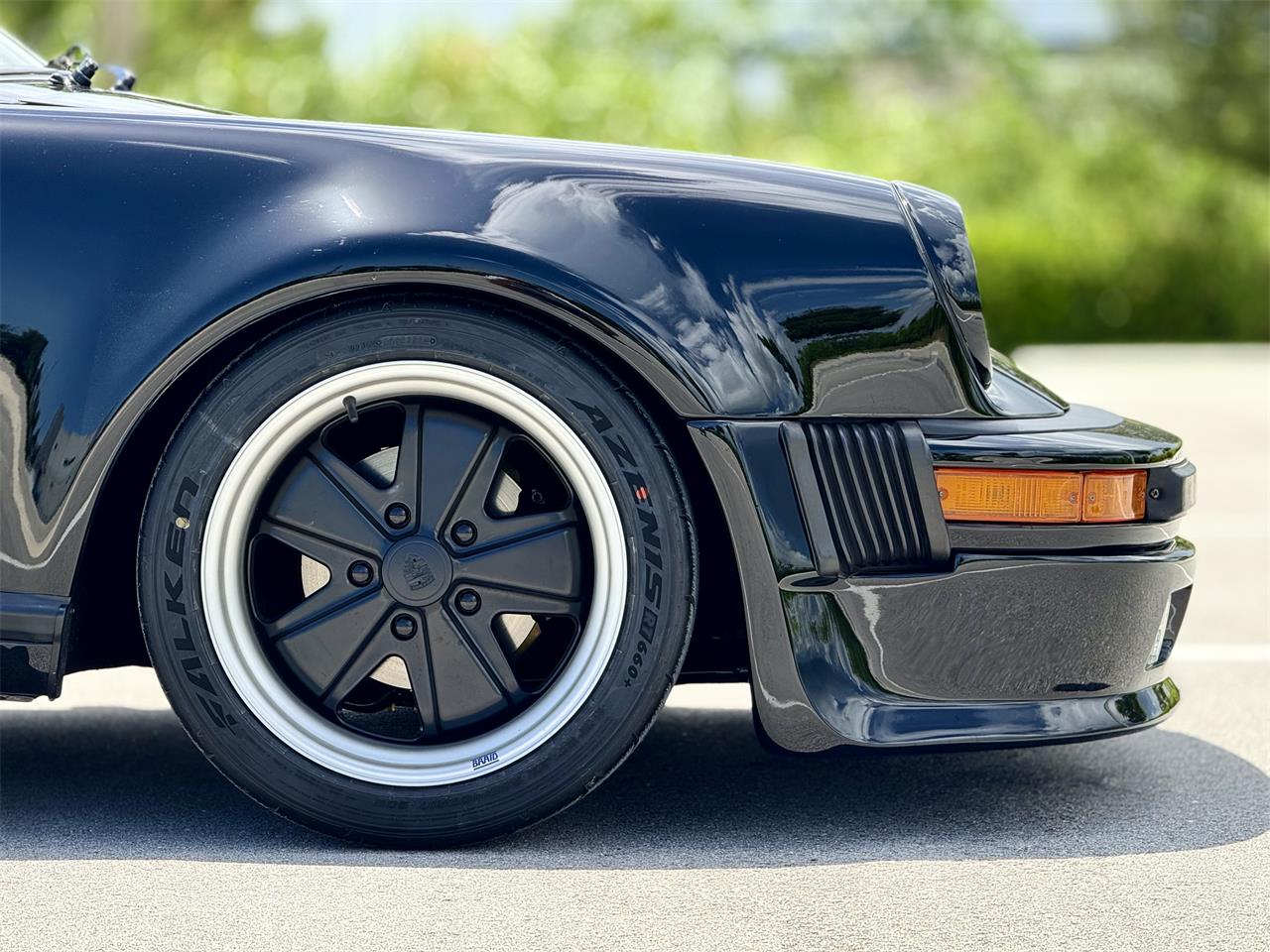 Porsche-911-1975-Black-Black-45