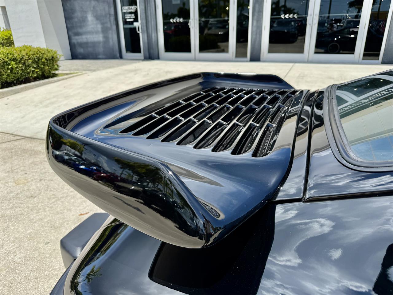 Porsche-911-1975-Black-Black-66