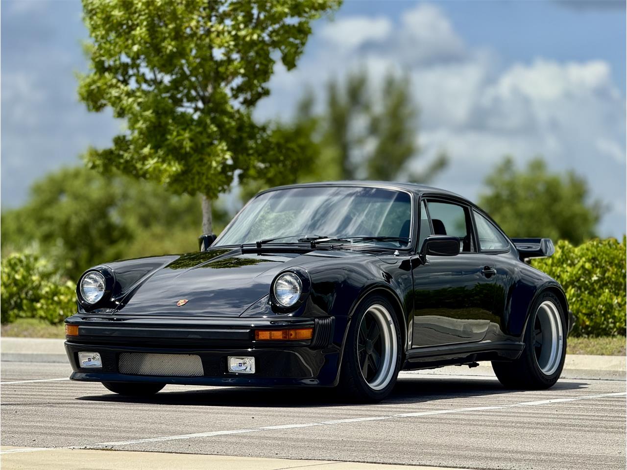 Porsche-911-1975-Black-Black-83