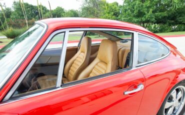 Porsche-911-1975-Coupe-16