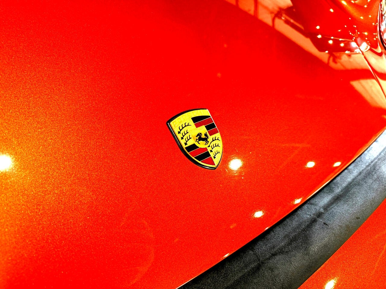 Porsche-911-1976-Classic-Car-10
