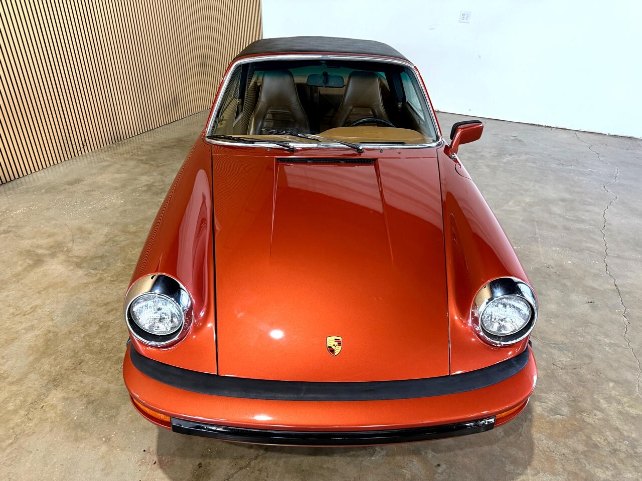 Porsche-911-1976-Classic-Car-11
