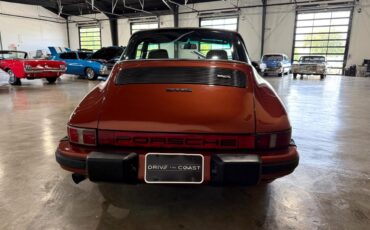 Porsche-911-1976-Classic-Car-15