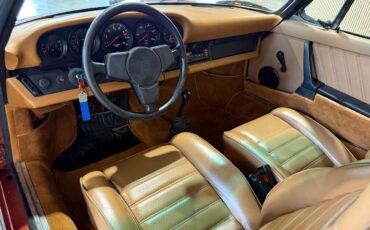 Porsche-911-1976-Classic-Car-26