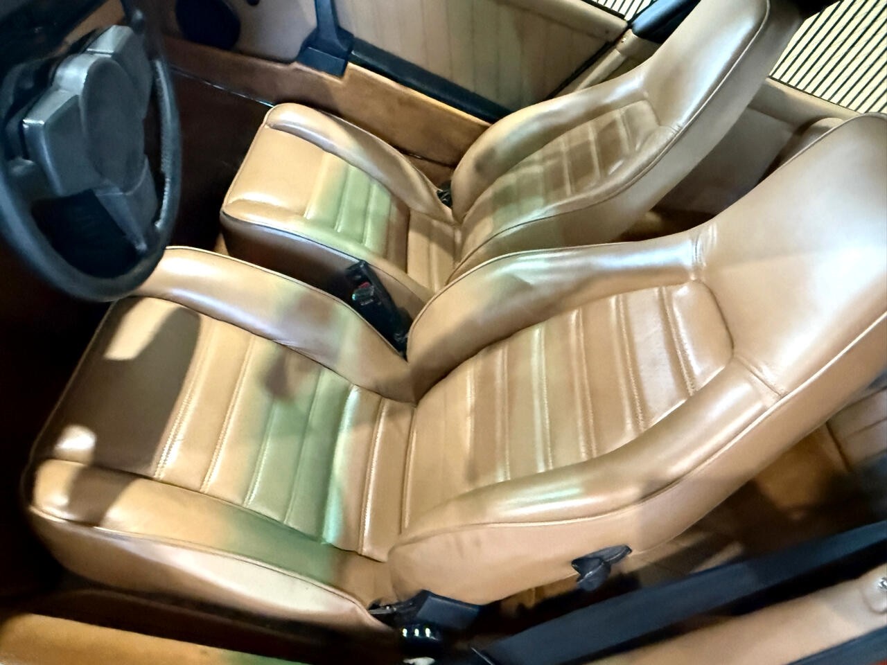 Porsche-911-1976-Classic-Car-36