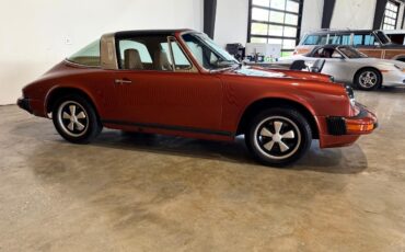 Porsche-911-1976-Classic-Car-6