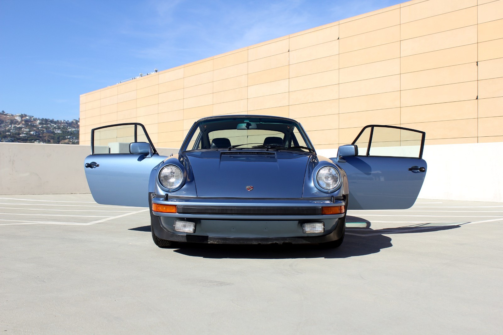 Porsche-911-1976-Coupe-14