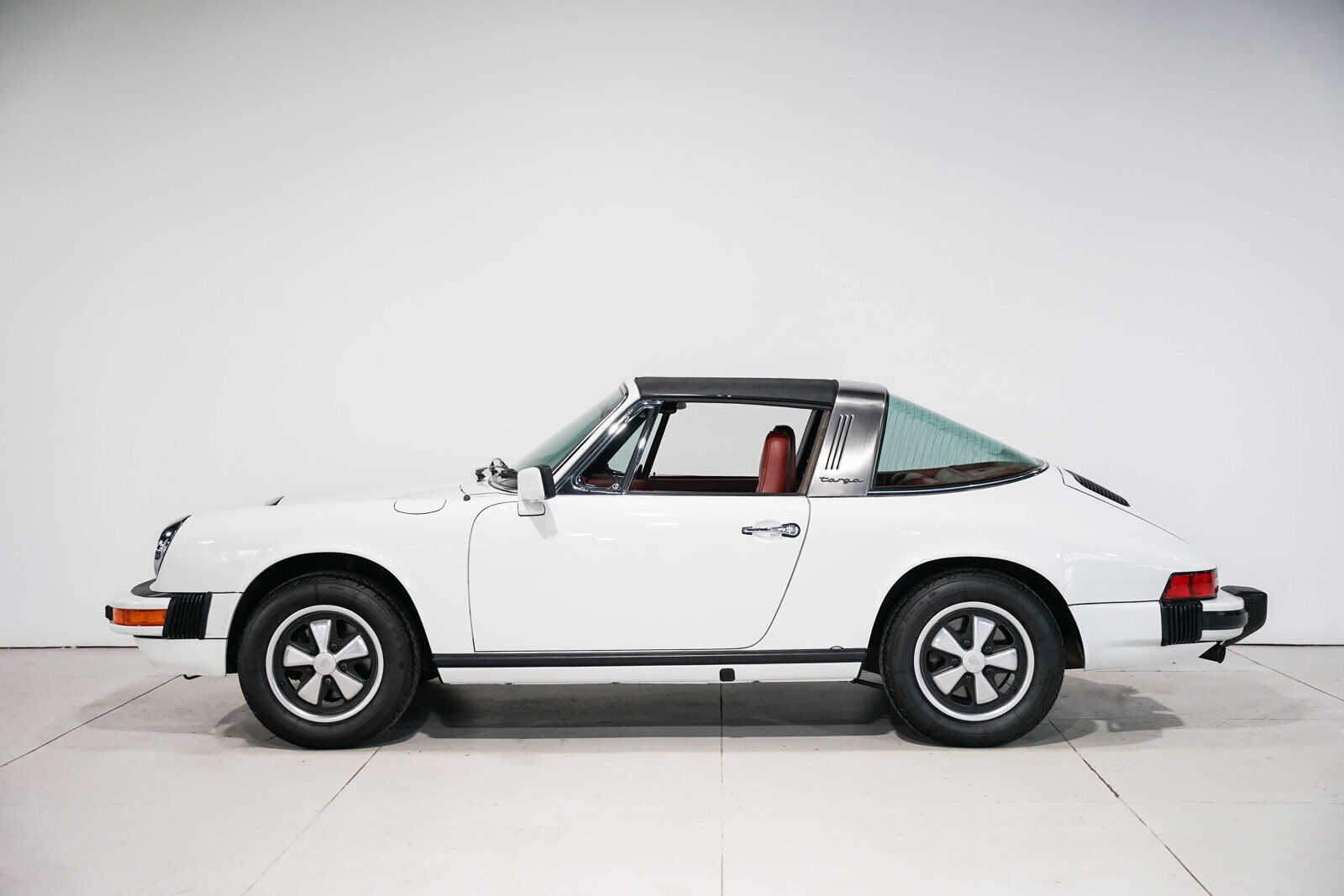 Porsche-911-1976-TARGA-6