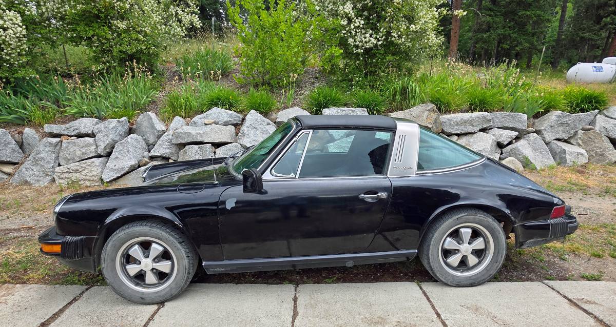 Porsche-911-1976-black