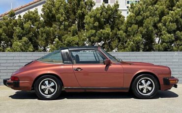 Porsche-911-1976-red-5