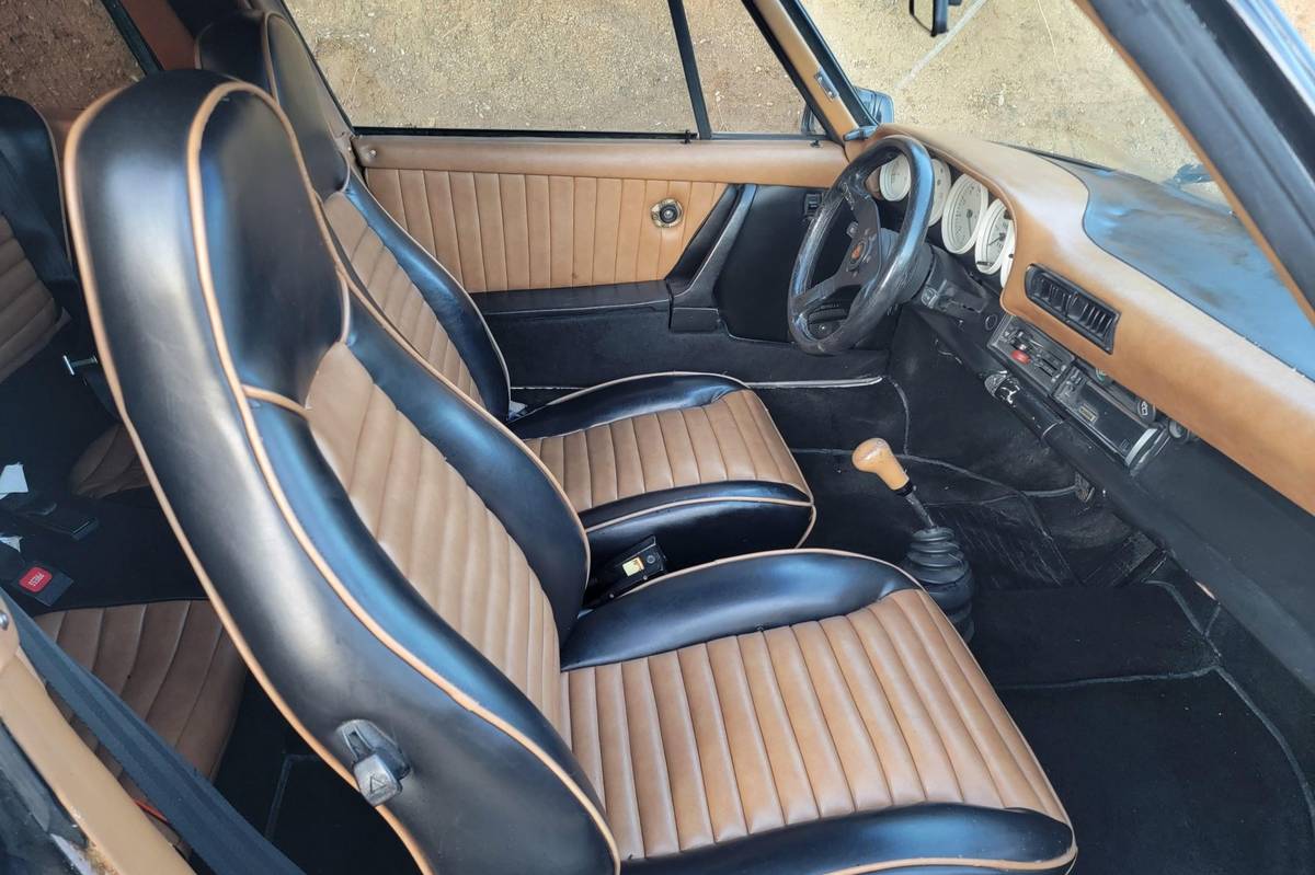 Porsche-911-1977-11