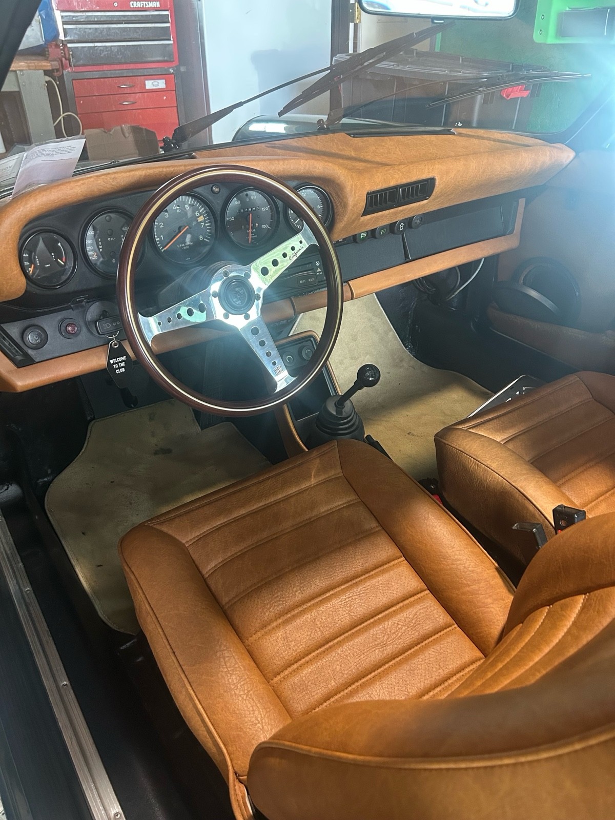 Porsche-911-1977-14