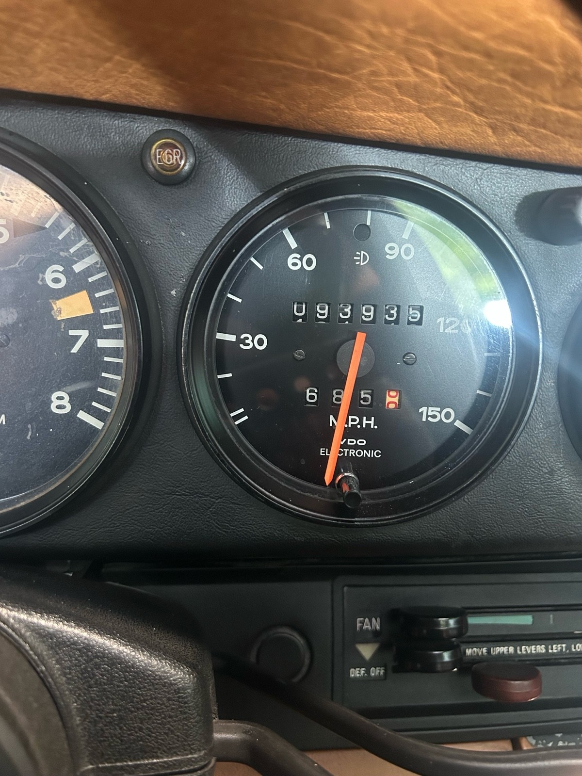 Porsche-911-1977-15