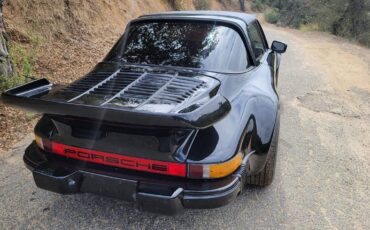 Porsche-911-1977-17