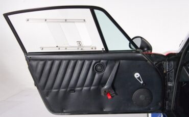 Porsche-911-1977-18